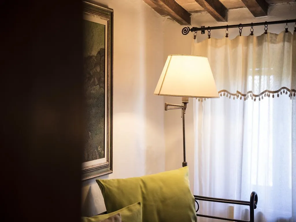 Country house Il Casolare Di Libbiano Guest House San Gimignano Italy