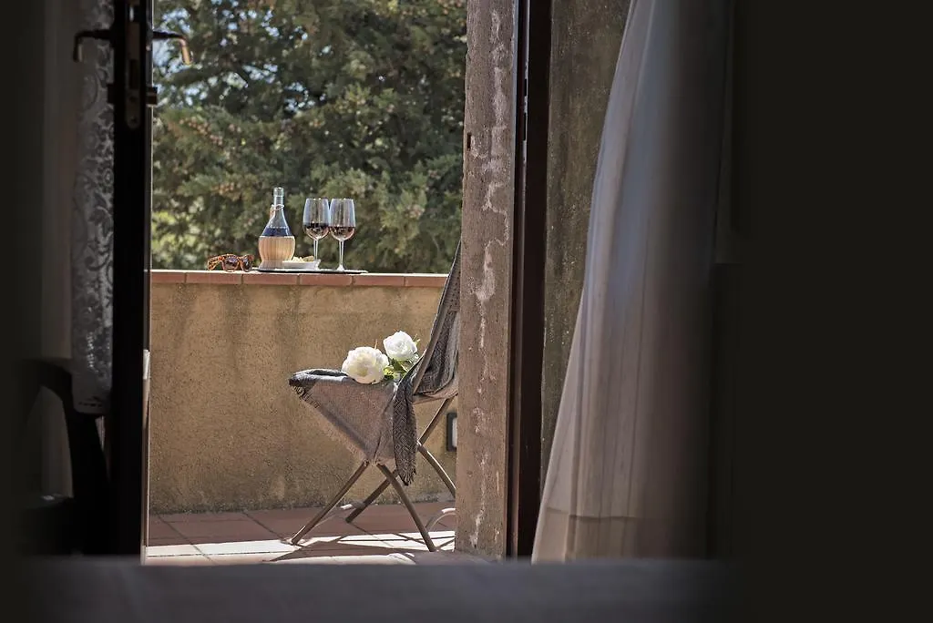 Country house Il Casolare Di Libbiano Guest House San Gimignano Italy